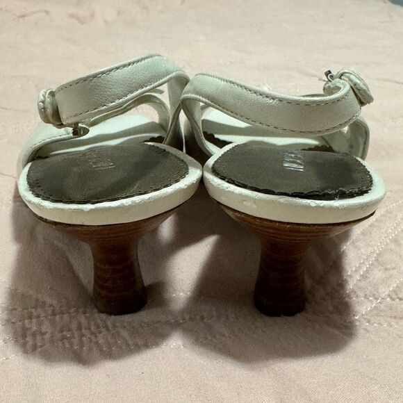 Nickels Vintage Dainty Bow Slingback Kitten Heels Sandy 9.5 - Picture 3 of 7
